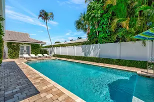 136 Worth Ct S, West Palm Beach, FL 33405 - Photo 18