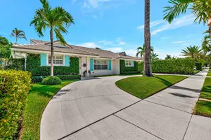 136 Worth Ct S, West Palm Beach, FL 33405 - Photo 1