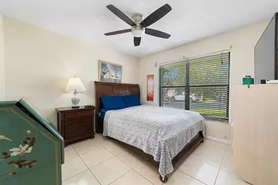 15979 Forsythia Circle, Delray Beach, FL 33484 - Photo 14