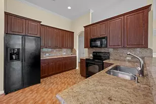 9819 Mantova Dr, Lake Worth, FL 33467 - Photo 10