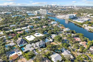 2401 NE 13th St, Fort Lauderdale, FL 33304 - Photo 4