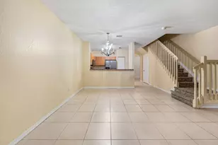 1927 Alamanda Way, Riviera Beach, FL 33404 - Photo 10