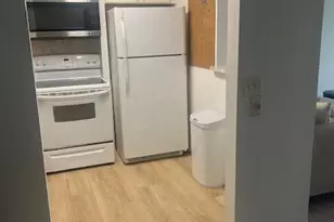 90 Mansfield C, Boca Raton, FL 33434 - Photo 2