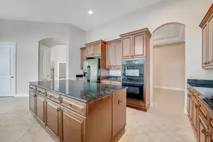 10513 Versailles Blvd, Wellington, FL 33449 - Photo 18