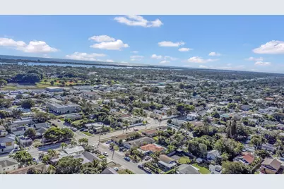 818 Kaye Street, West Palm Beach, FL 33405 - Photo 20