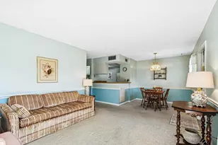 1805 Fairview Villas Dr, Palm Springs, FL 33406 - Photo 8