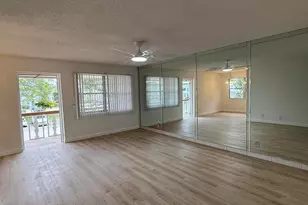 74 Northampton D, West Palm Beach, FL 33417 - Photo 4