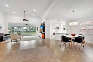 241 Legendary Cir, Palm Beach Gardens, FL 33418 - Photo 8