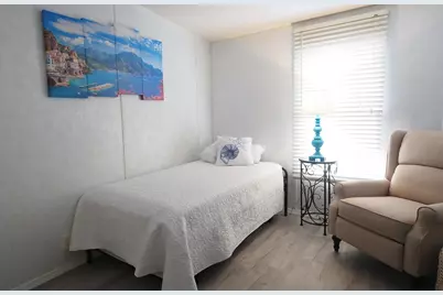 352 Seahorse Terrace, Unit #I-22, Fort Pierce, FL 34982 - Photo 10