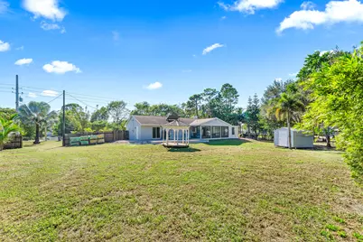 18055 W Sycamore Drive, The Acreage, FL 33470 - Photo 16