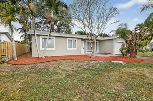 11631 NW 32nd Manor, Sunrise, FL 33323 - Photo 2