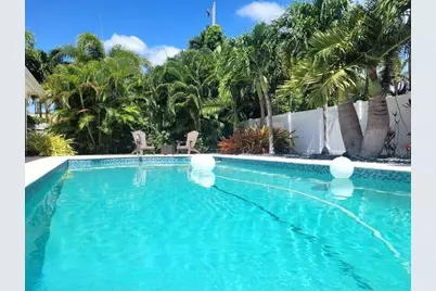 1150 Emerald Lane, Singer Island, FL 33404 - Photo 1