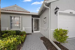 8364 Logia Cir, Boynton Beach, FL 33472 - Photo 2