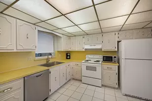 801 Lake Shore Dr, Lake Park, FL 33403 - Photo 8