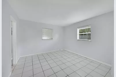 1645 W 31st Street, Riviera Beach, FL 33404 - Photo 6