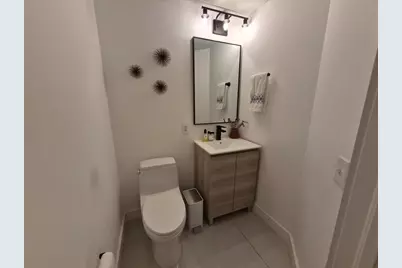 701 Brickell Key Boulevard, Unit #2008, Miami, FL 33131 - Photo 12