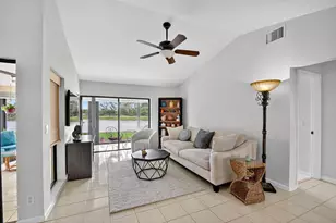 5710 Parkwalk Cir E, Boynton Beach, FL 33472 - Photo 12