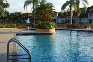 4879 Via Palm Lakes, West Palm Beach, FL 33417 - Photo 14