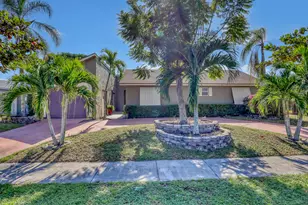 10404 Carmen Ln, Royal Palm Beach, FL 33411 - Photo 2