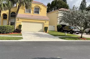 191 NW 152nd Ln, Pembroke Pines, FL 33028 - Photo 2