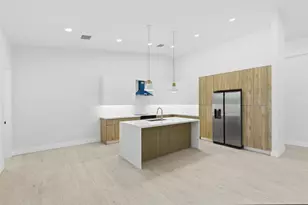 2801 Northside Dr, Lake Worth, FL 33462 - Photo 10