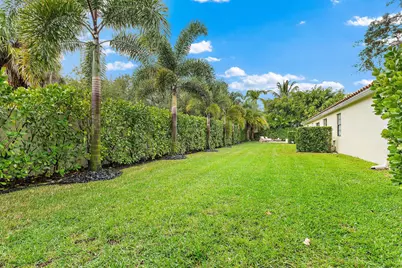 2614 La Lique Circle, Palm Beach Gardens, FL 33410 - Photo 50