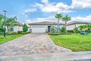680 SE Villandry Way, Port Saint Lucie, FL 34984 - Photo 1