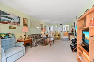 368 Lake Frances Dr, West Palm Beach, FL 33411 - Photo 10