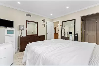 1409 NW 58th Avenue, Margate, FL 33063 - Photo 12