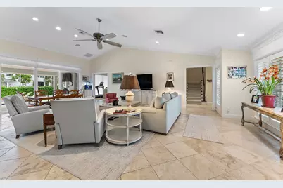 2414 Bay Village Court, Palm Beach Gardens, FL 33410 - Photo 12