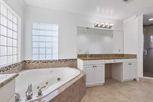 6934 Grapeview Blvd Unit #(Main House), Loxahatchee, FL 33470 - Photo 28
