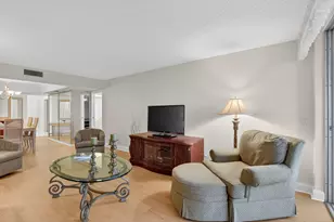 23249 Barwood Ln N, Boca Raton, FL 33428 - Photo 16