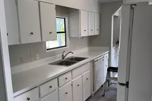 43 Las Casitas Ct, Fort Pierce, FL 34951 - Photo 6