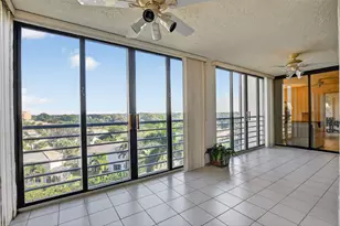 7564 Regency Lake Dr, Boca Raton, FL 33433 - Photo 14