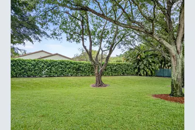 9880 Kamena Circle, Boynton Beach, FL 33436 - Photo 4
