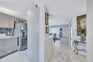 305 Congressional Way, Deerfield Beach, FL 33442 - Photo 6