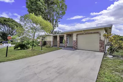 1100 NW 49th Street, Deerfield Beach, FL 33064 - Photo 2