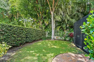 32 Grand Bay Cir, Juno Beach, FL 33408 - Photo 40