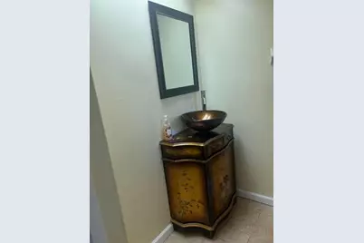 650 Toxaway Drive, West Palm Beach, FL 33413 - Photo 16