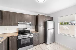 9977 Three Lakes Cir, Boca Raton, FL 33428 - Photo 10