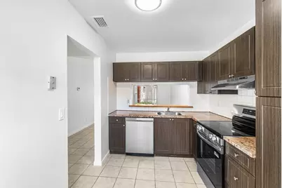 9977 Three Lakes Circle, Boca Raton, FL 33428 - Photo 12