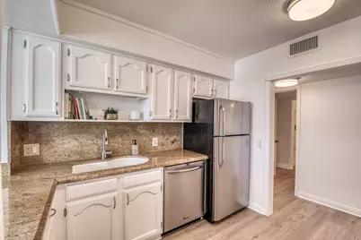 120 Lakeshore Drive #T36, North Palm Beach, FL 33408 - Photo 6