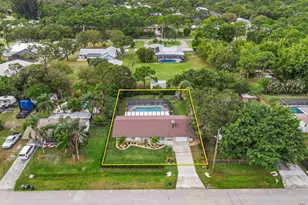 6015 Seagrape Dr, Fort Pierce, FL 34982 - Photo 46
