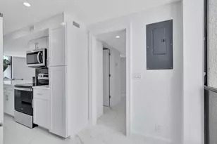 2804 Bridgewood Dr, Boca Raton, FL 33434 - Photo 20