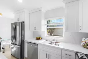 149 Valencia G, Delray Beach, FL 33446 - Photo 12