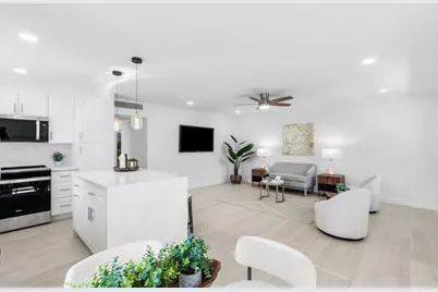 149 Valencia G, Delray Beach, FL 33446 - Photo 8