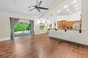 1212 Columbine Pl, Wellington, FL 33414 - Photo 12