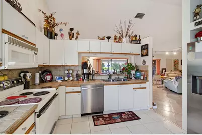 9303 Sun Pointe Drive, Boynton Beach, FL 33437 - Photo 20