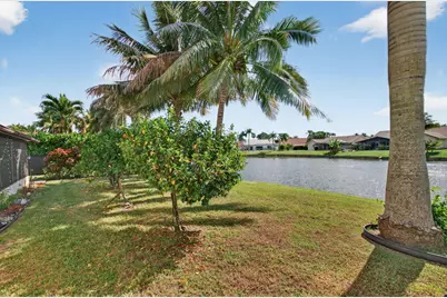 9303 Sun Pointe Drive, Boynton Beach, FL 33437 - Photo 52