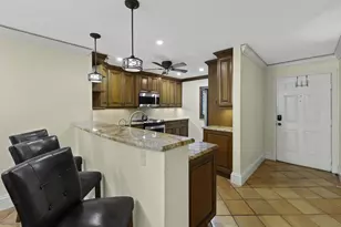1202 S Lake Dr, Lantana, FL 33462 - Photo 8